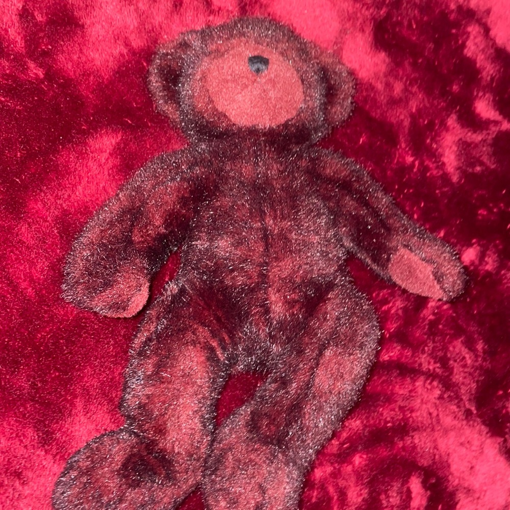 Burgundy Fur with Black Tips.